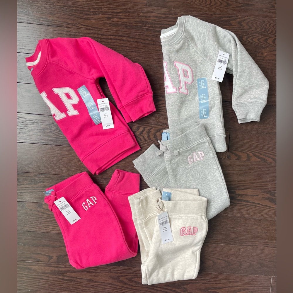 NWT Baby Gap matching sets with 3 sweatpants and 2 sweatshirts Pink Grey size 2T